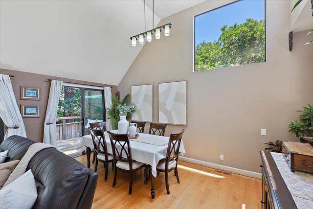 56 Citation Drive, Los Altos CA: https://media.crmls.org/mediaz/9f06e124-86f8-41af-a34e-7d5431f1af33.jpg