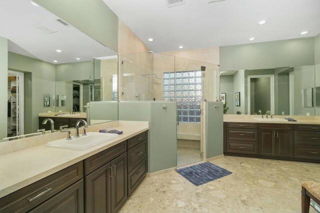 69806 Camino Pacifico, Rancho Mirage CA: https://media.crmls.org/mediaz/9f070a4c-7bf0-442a-8141-bd9a24654afa.jpg