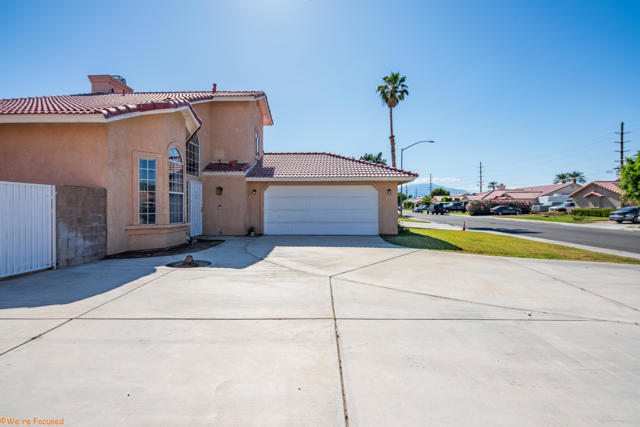 Image 4 of 34 For 81393 Avenida Gaviota