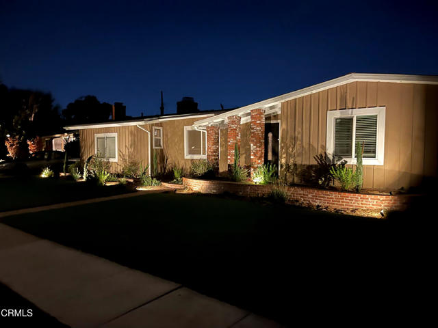 Detail Gallery Image 2 of 38 For 5741 E 23rd St, Long Beach,  CA 90815 - 3 Beds | 3/1 Baths