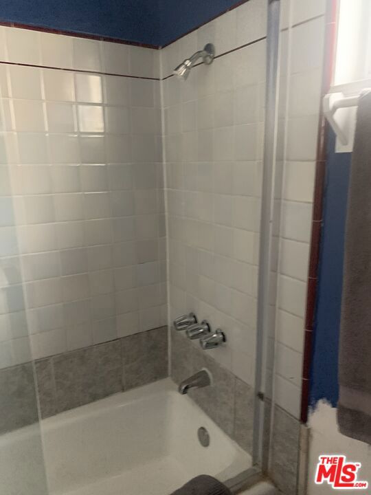 1316 North Hollywood Way photo 5