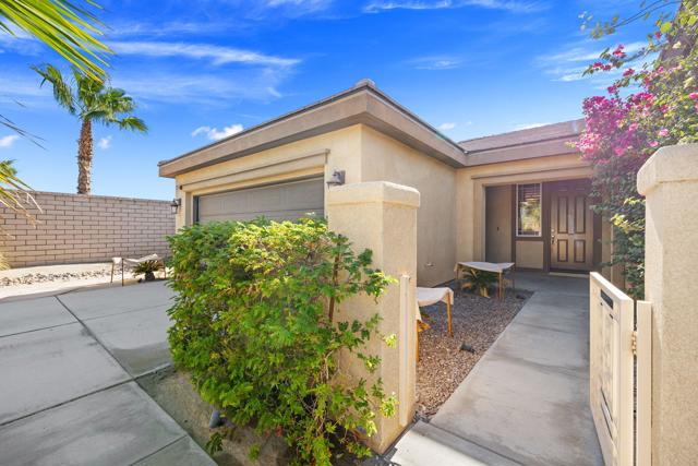 73861 Da Vinci Court, Palm Desert, CA 92211