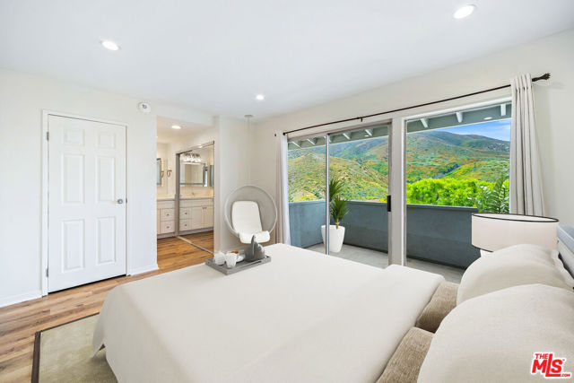 Image 32 of 70 For 6216 Tapia Drive B