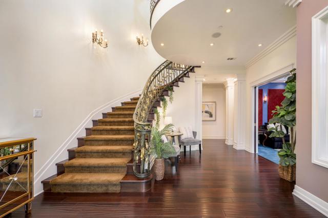 780 S El Monte Avenue, Los Altos CA: https://media.crmls.org/mediaz/9f0abb60-f9db-4fdb-bfab-436f4d99e3a7.jpg