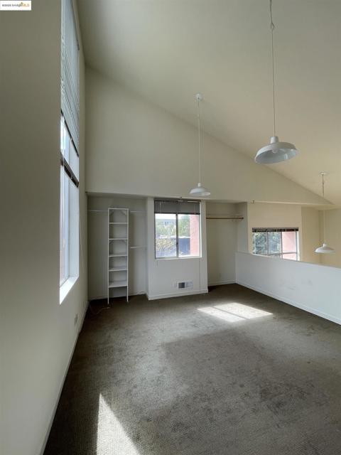 Image 14 of 23 For 6450 Doyle Street
