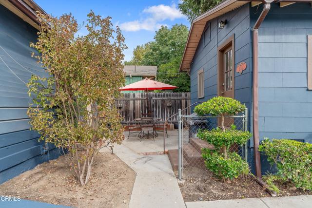 210 N Encinitas Avenue, Monrovia CA: https://media.crmls.org/mediaz/9f0bfa42-49b3-4561-9b54-cf62ea58c3af.jpg