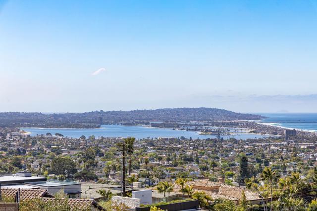 5476 Castle Hills Dr, San Diego CA: https://media.crmls.org/mediaz/9f0c25e3-99e4-4cd3-baa6-a21ff0ebfee6.jpg