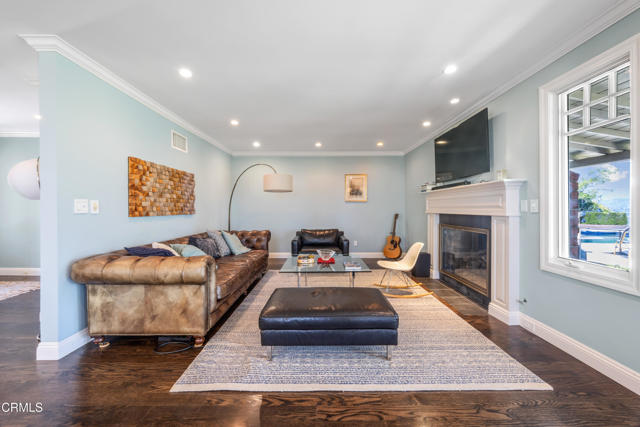 Detail Gallery Image 28 of 69 For 9670 Crystal View Dr., Tujunga,  CA 91042 - 3 Beds | 2 Baths
