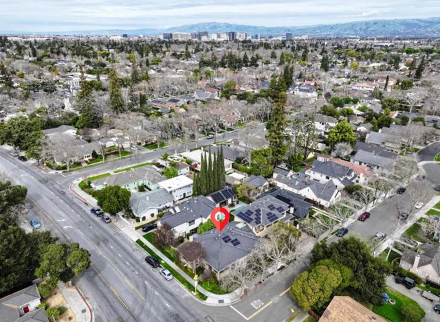 1548 Lincoln Avenue, San Jose CA: https://media.crmls.org/mediaz/9f0f1ed9-e7e7-4711-bed6-223e408ec88c.jpg