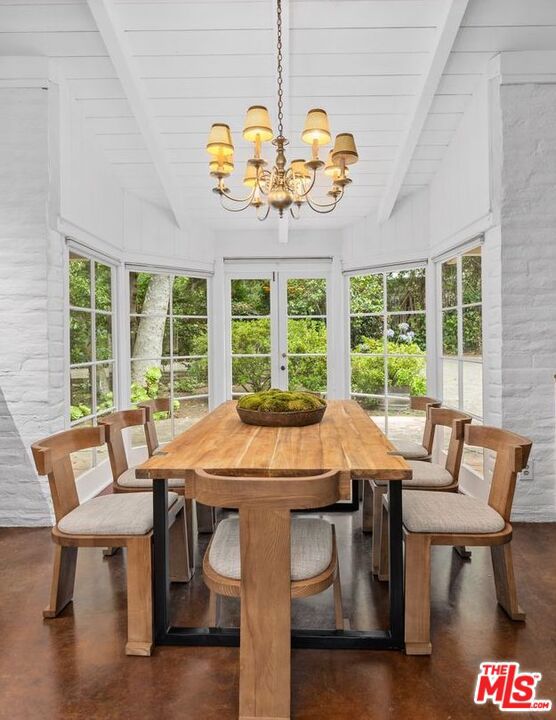 1818 Old Ranch Road, Los Angeles CA: https://media.crmls.org/mediaz/9f11d875-ee20-45ae-b07f-dd5c9e4f6b2d.jpg