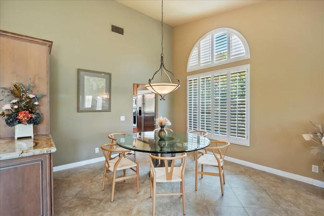 401 Cypress Point Drive, Palm Desert CA: https://media.crmls.org/mediaz/9f123d69-5291-4ca0-8534-082248f66834.jpg