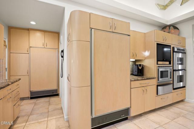 612 Via Arroyo, Ventura CA: https://media.crmls.org/mediaz/9f12e4f9-df66-4e25-ad65-b48b2df73501.jpg