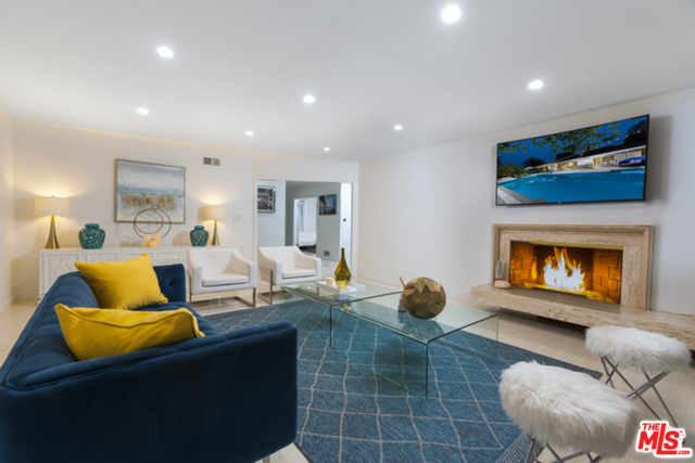 774 N KENTER Avenue, Los Angeles CA: https://media.crmls.org/mediaz/9f135e85-d4df-4c62-80a0-832bd49b6911.jpg