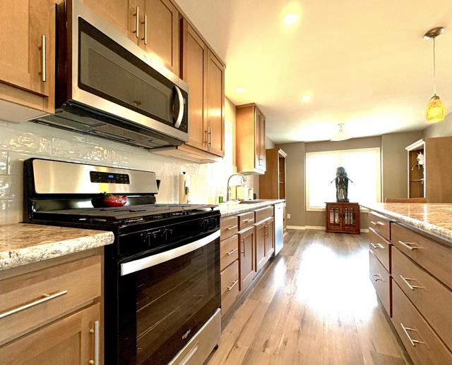 493 Prairie, Cathedral City CA: https://media.crmls.org/mediaz/9f13e906-f616-448b-9206-7a4cd828ad6b.jpg