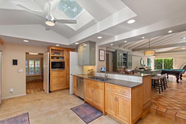 690 Torwood Lane, Los Altos CA: https://media.crmls.org/mediaz/9f14e196-7a2f-4c1a-9793-5414a9ff4359.jpg