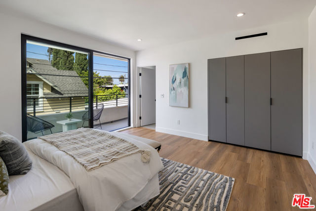 2005 Bellevue Avenue, Los Angeles CA: https://media.crmls.org/mediaz/9f156371-863f-4be5-a1d9-1c23c1590ca4.jpg