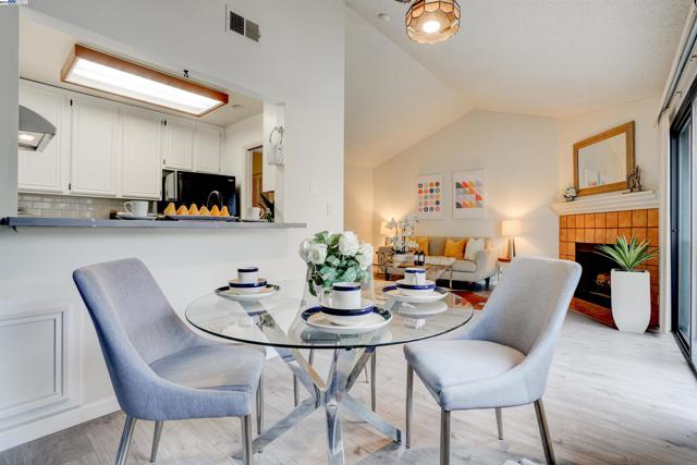 Image 9 of 50 For 6047 Joaquin Murieta Ave  F