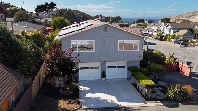 511 Buel Avenue, Pacifica CA: https://media.crmls.org/mediaz/9f165841-9636-4f00-ab8c-96629bda04ea.jpg