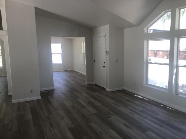 8260 Hunters Valley Road, Mariposa CA: https://media.crmls.org/mediaz/9f1665df-9472-451b-9283-1fbfc202b599.jpg