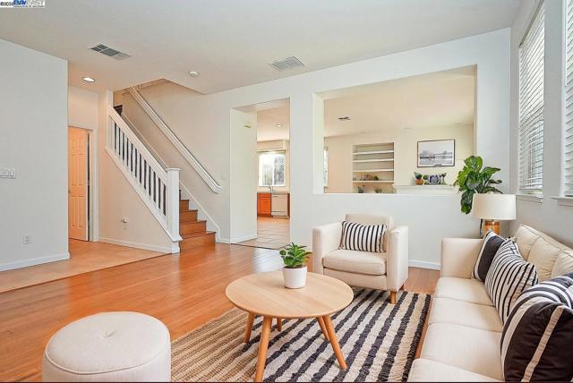 4189 Tessa Pl, Pleasanton CA: https://media.crmls.org/mediaz/9f167f64-bfd3-46a0-b546-137ee9e02b4c.jpg