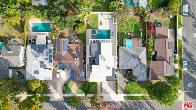 5812 Willis Avenue, Sherman Oaks CA: https://media.crmls.org/mediaz/9f169d00-0666-4a15-8ec1-de4056b5bfe4.jpg