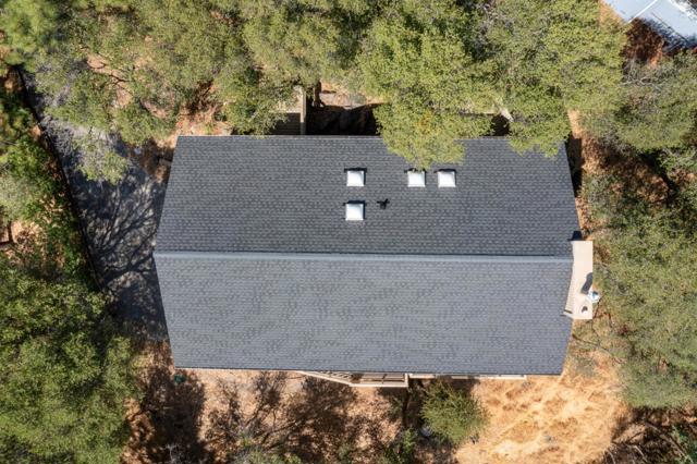 1416 Blue Tent Court,  CA: https://media.crmls.org/mediaz/9f16b45c-2254-426b-88be-a6db3a8003e0.jpg