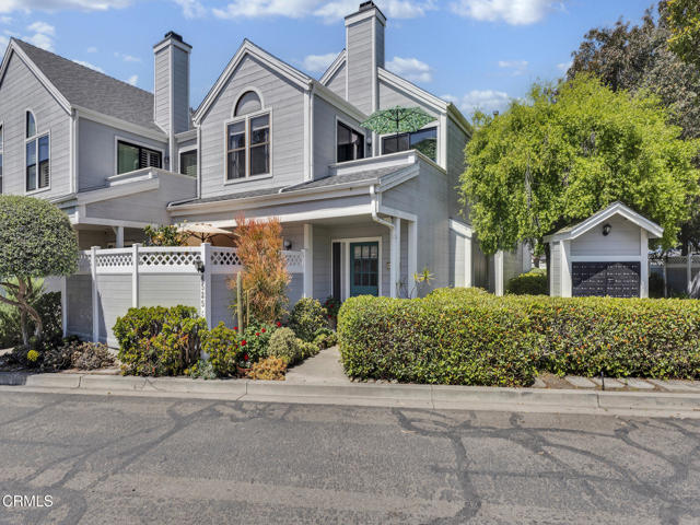 Detail Gallery Image 1 of 28 For 4525 Carpinteria Ave #C,  Carpinteria,  CA 93013 - 2 Beds | 2/1 Baths