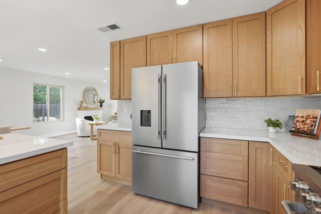 Detail Gallery Image 11 of 27 For 1109 Harwich Dr, San Marcos,  CA 92069 - 4 Beds | 2 Baths