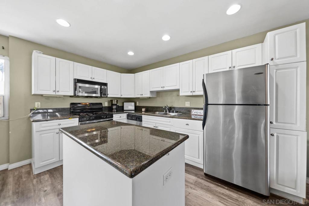 MLS #250036689SD image #5