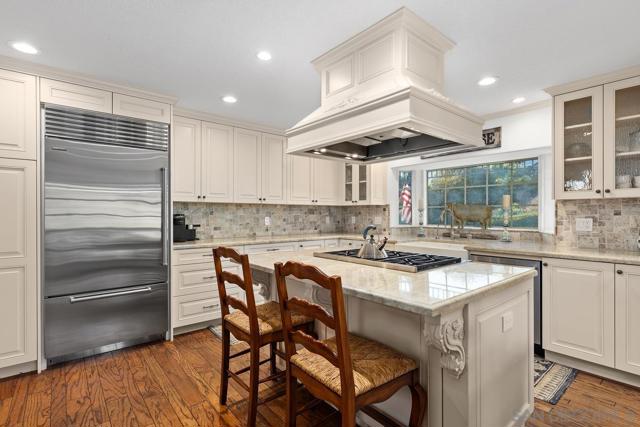 Image 3 of 41 For 1642 Kings Way