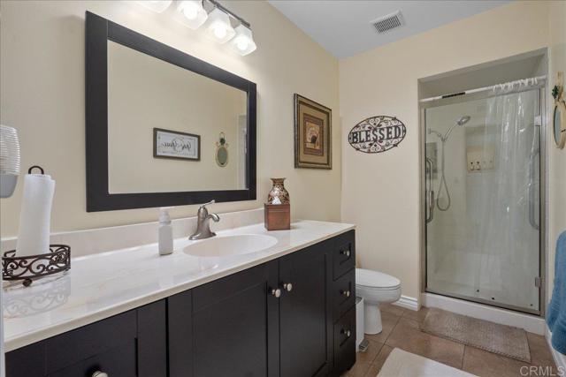 Detail Gallery Image 11 of 23 For 1943 Belmore Ct, El Cajon,  CA 92020 - 5 Beds | 2/1 Baths