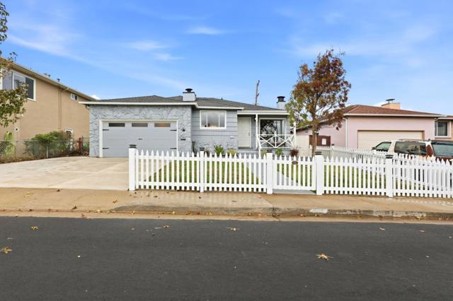 316 Wildwood Drive, South San Francisco CA: https://media.crmls.org/mediaz/9f1a1874-5833-4d17-97d0-db27853fd828.jpg