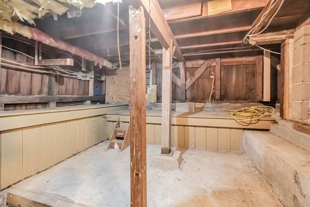 0 Big Tree Way, Woodside CA: https://media.crmls.org/mediaz/9f1b1968-a9df-4887-9ce4-334c708ad03a.jpg