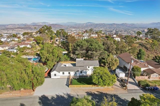 Image 51 of 65 For 589 Tyrone Street