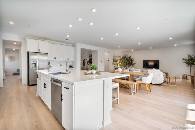 1987 Gila Glen, Escondido CA: https://media.crmls.org/mediaz/9f1c0825-4d7d-492f-9991-b2f400853c00.jpg