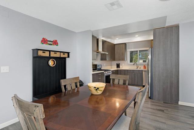 24567 Adams Ave, Murrieta CA: https://media.crmls.org/mediaz/9f1cd474-1963-46ec-a4a5-643aaddd9ef2.jpg