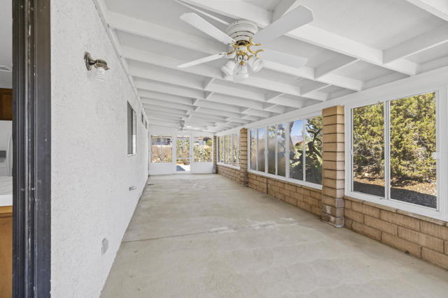 55710 Free Gold Dr Drive, Yucca Valley CA: https://media.crmls.org/mediaz/9f1d32d0-a610-45c5-8205-f24b2f1e4437.jpg