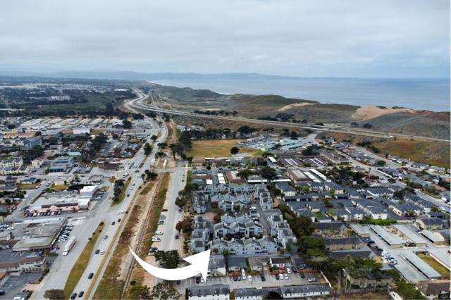 3095 Marina Drive, Marina CA: https://media.crmls.org/mediaz/9f1d4d69-f6de-4b31-afcd-3e8e0cf2ef43.jpg
