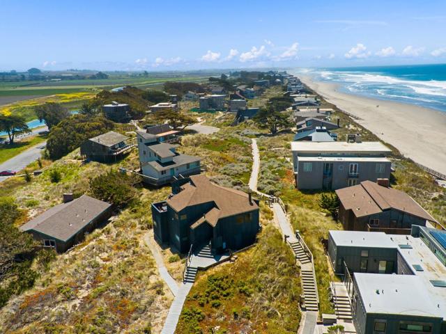 66 Avocet Circle, Watsonville CA: https://media.crmls.org/mediaz/9f1d8273-f837-4ac5-bf0a-1d708eb6dac3.jpg