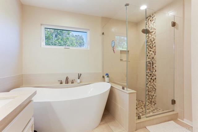 Detail Gallery Image 23 of 30 For 20 Aruba, Coronado,  CA 92118 - 3 Beds | 3 Baths