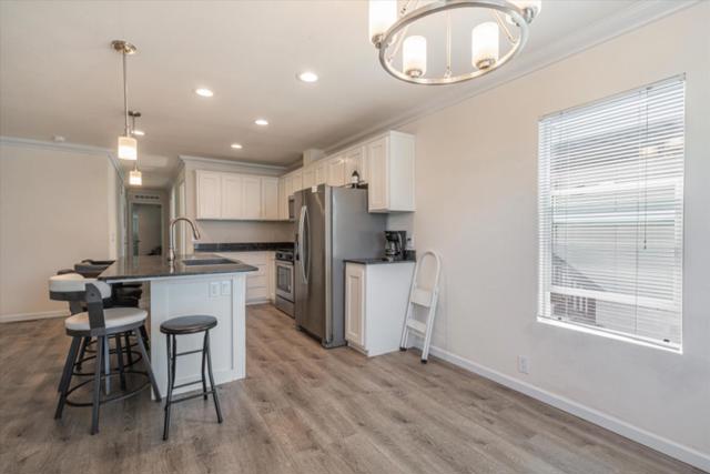 3015 E Bayshore Road, Redwood City CA: https://media.crmls.org/mediaz/9f1e5028-7993-4461-9446-a2ab3c2b6880.jpg