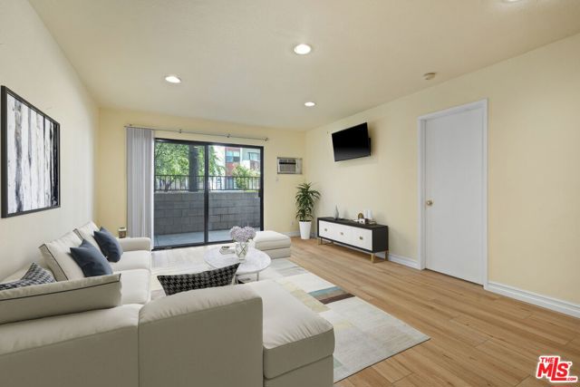 20234 Cantara Street, 135 photo 7