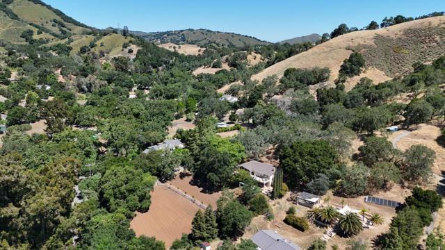 13700 Sycamore Drive, Morgan Hill CA: https://media.crmls.org/mediaz/9f1f66ed-7dbe-4d6f-83ab-f90e5cc3e5af.jpg