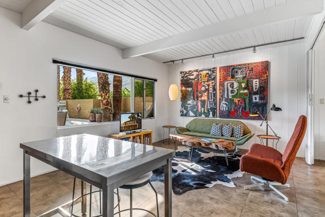1611 S Calle Palo Fierro #4, Palm Springs, CA 92264