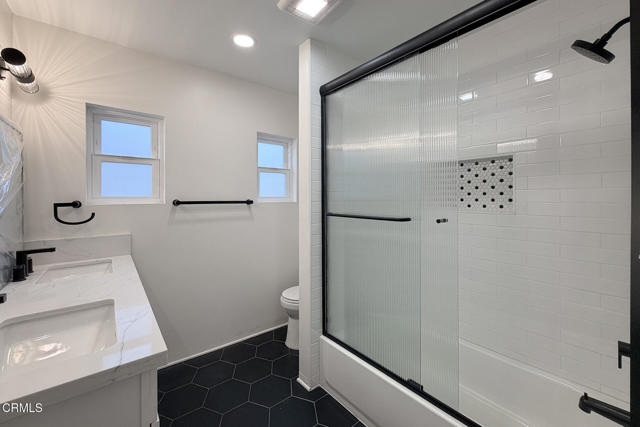 Detail Gallery Image 23 of 41 For 431 Deodar Ave, Oxnard,  CA 93030 - 3 Beds | 2 Baths