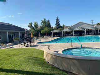 197 Summerset Drive, Brentwood CA: https://media.crmls.org/mediaz/9f20d6f4-14db-4891-9fa4-f46b1f3b198a.jpg