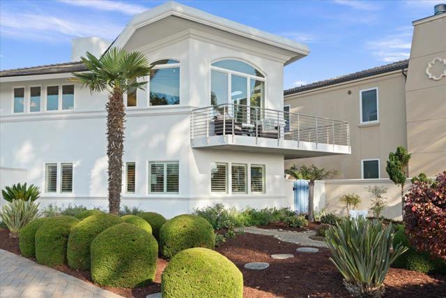 433 Seaview Drive, Aptos CA: https://media.crmls.org/mediaz/9f218b1c-3473-4e34-965d-7f543092e029.jpg
