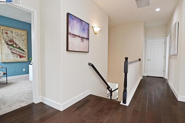10 Almond Orchard Ln, San Ramon CA: https://media.crmls.org/mediaz/9f22b821-01a4-4bf2-a7f3-111c2ccd26ea.jpg