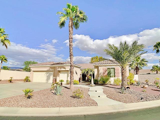 80372 Camino San Lucas, Indio CA: https://media.crmls.org/mediaz/9f2408b3-146b-4b67-b2e2-2fb682831d21.jpg