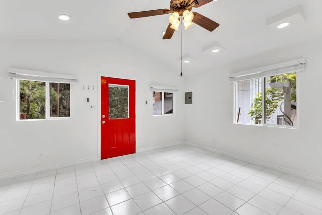 53200 Forest Lake Drive, Idyllwild CA: https://media.crmls.org/mediaz/9f258193-4ccb-4ed1-9a62-d0879b0209db.jpg